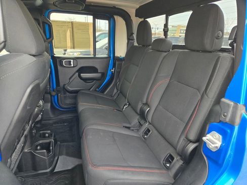 Used 2021 Jeep Gladiator Rubicon image 30