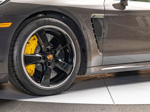 Used 2016 Porsche Panamera Turbo S image 17