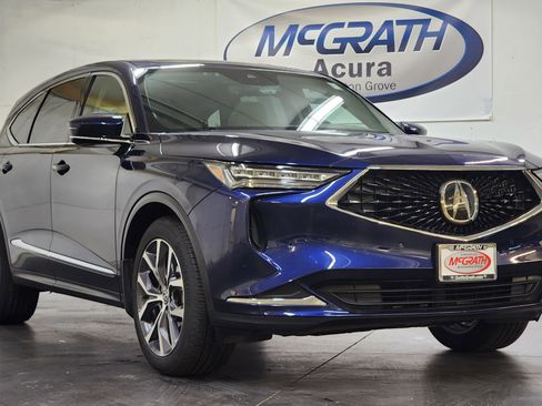 Used 2024 Acura MDX SH-AWD w/ Technology Package image 2