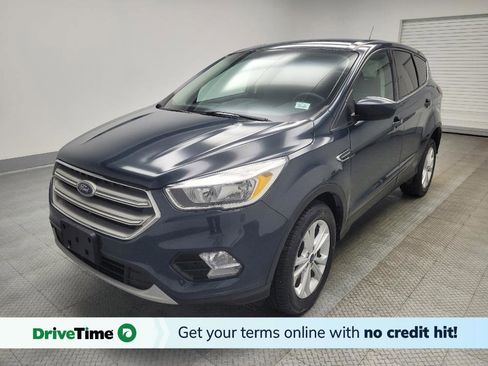 Used 2019 Ford Escape SE image 1