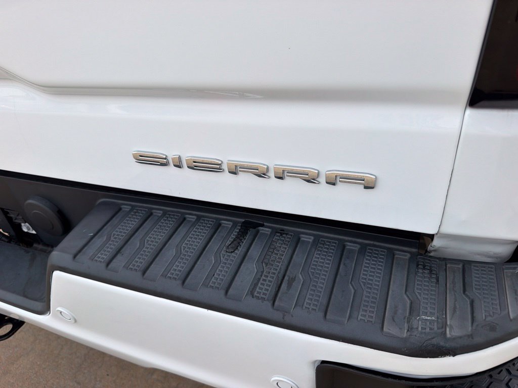 Used 2023 GMC Sierra 1500 Denali w/ Denali Reserve Package RWD image 11