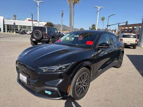 Used 2025 Ford Mustang Mach-E Premium RWD image 3