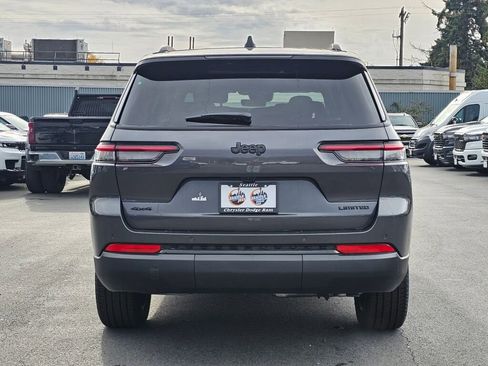New 2025 Jeep Grand Cherokee L Limited w/ Black Appearance Package image 7