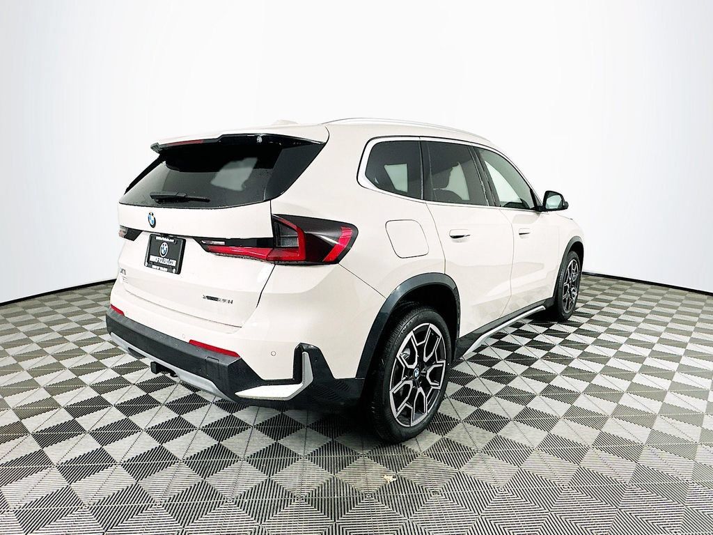 Used 2026 BMW X1 xDrive28i w/ Technology Package AWD/4WD image 8