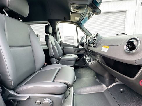 New 2026 Mercedes-Benz Sprinter 2500 image 23