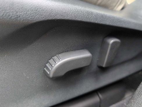 Used 2025 Subaru Ascent Premium image 17