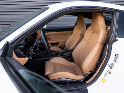 Certified 2026 Porsche 911 GT3 RWD image 5