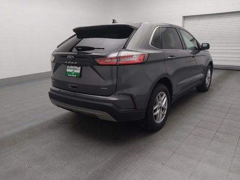 Used 2024 Ford Edge SEL image 9