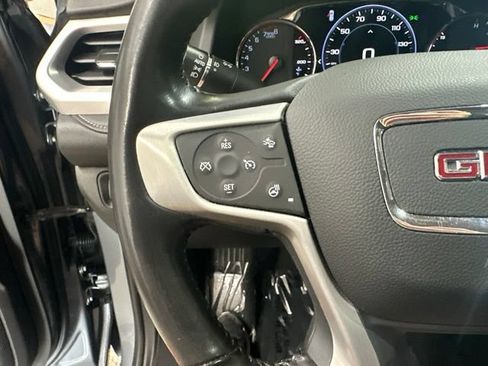 Used 2022 GMC Acadia SLT w/ Technology Package AWD/4WD image 19