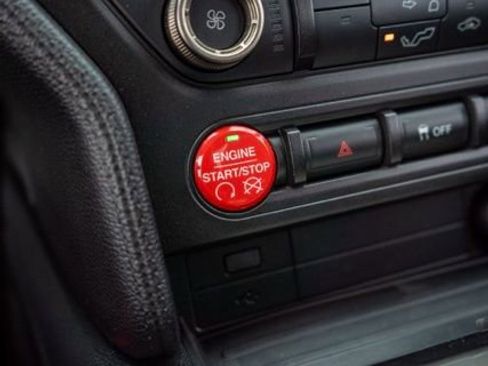 Used 2016 Ford Mustang Shelby GT350R image 20