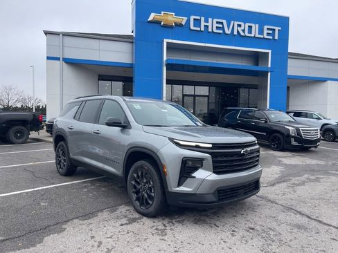 New 2026 Chevrolet Traverse LT w/ Midnight/Sport Edition image 1