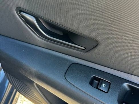 Certified 2025 Hyundai Elantra Sport FWD image 17