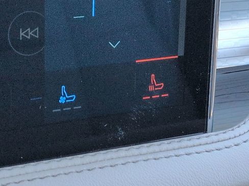 Certified 2024 Lincoln Corsair FWD w/ Equipment Group 101A image 23