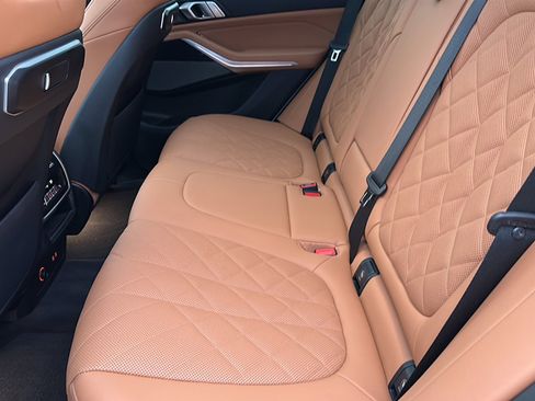 Certified 2025 BMW X5 xDrive40i w/ M Sport Package image 18