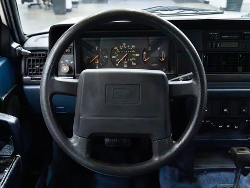 Used 1990 Volvo 240 DL image 12