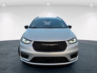 New 2026 Chrysler Pacifica Select AWD/4WD video 4