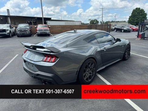 Used 2025 Ford Mustang GT w/ GT Performance Package RWD image 4
