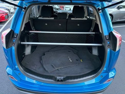 Used 2017 Toyota RAV4 XLE w/ Plus Special Value Package AWD/4WD image 8
