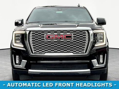 Used 2021 GMC Yukon XL Denali w/ Denali Premium Package AWD/4WD image 2