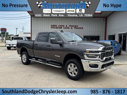 Used 2026 RAM 2500 Big Horn AWD/4WD image 1