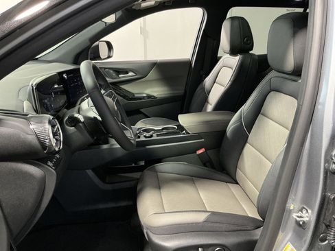 New 2026 Chevrolet Equinox LT w/ Convenience Package II image 21