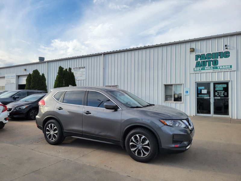 Used 2017 Nissan Rogue S FWD image 9