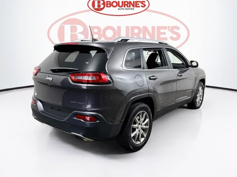 Used 2018 Jeep Cherokee Limited AWD/4WD image 11