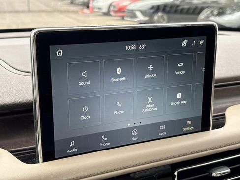 Certified 2023 Lincoln Aviator Reserve w/ Equipment Group 201A image 33