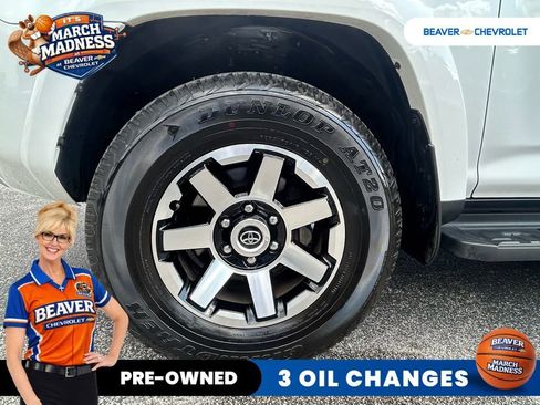 Used 2024 Toyota 4Runner TRD Off-Road image 10