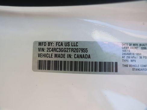 New 2026 Chrysler Pacifica Limited image 34