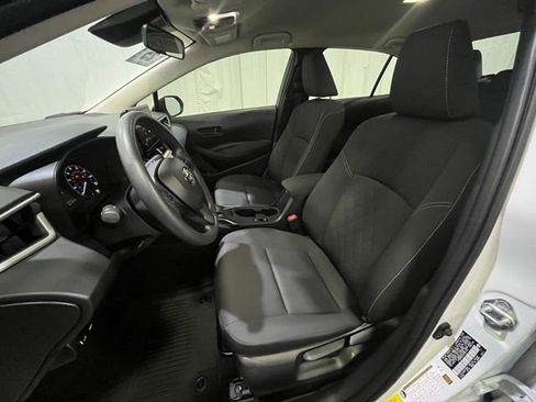 Certified 2025 Toyota Corolla LE FWD image 10
