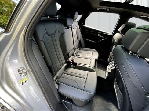 Used 2025 Audi Q5 2.0T Premium Plus w/ Premium Plus Package AWD/4WD image 25