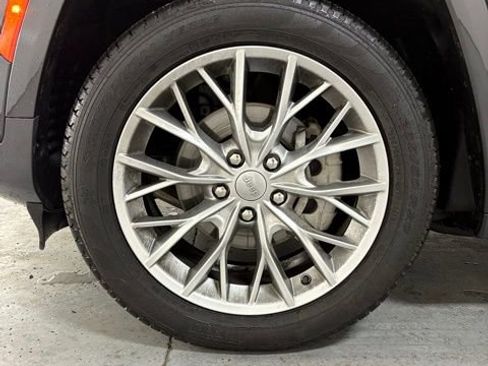 Used 2023 Jeep Grand Cherokee Summit w/ Adv Protech Group IV image 12