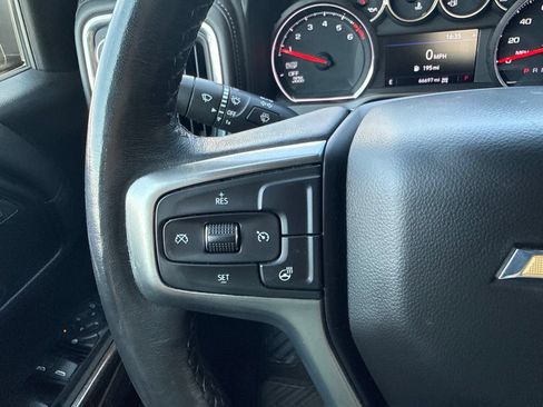 Used 2021 Chevrolet Silverado 1500 LT AWD/4WD image 33