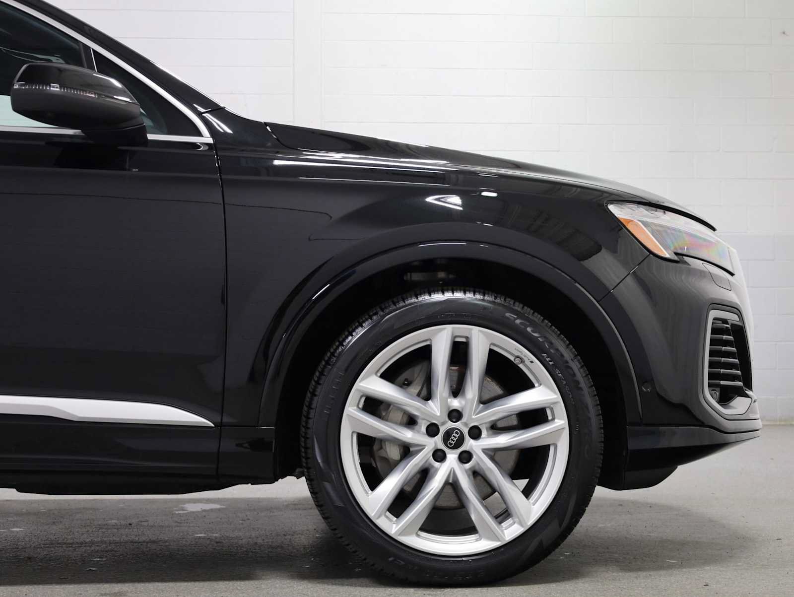 Certified 2025 Audi Q7 3.0T Premium Plus w/ Premium Plus Package AWD/4WD image 6