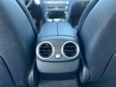 Used 2018 Mercedes-Benz C 300 4MATIC Sedan image 27