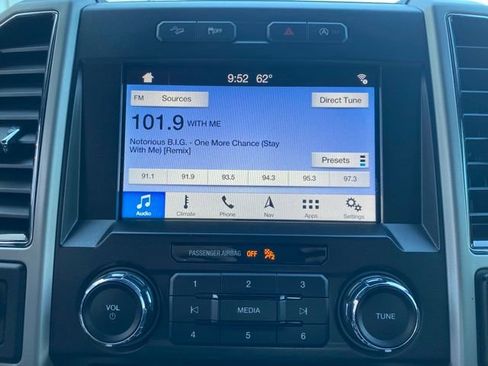 Used 2018 Ford F150 Lariat image 21