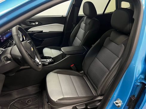 New 2026 Chevrolet Trax LT w/ LT Convenience Package image 26