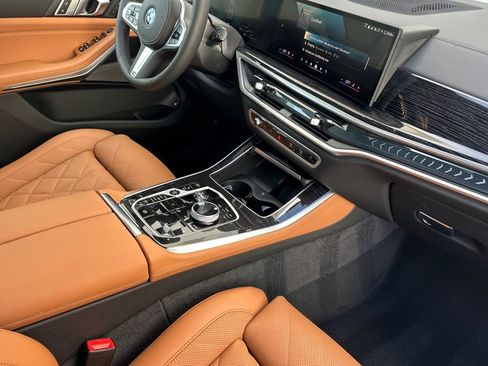 New 2026 BMW X5 xDrive50e w/ Executive Package image 17