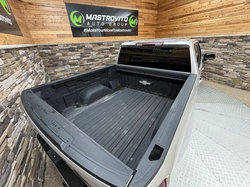 Used 2022 Chevrolet Silverado 1500 RST AWD/4WD image 9