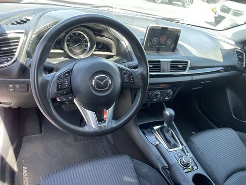 Used 2016 MAZDA MAZDA3 i Sport w/ Preferred Equipment Package FWD image 10