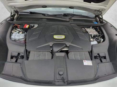 Used 2019 Porsche Cayenne E-Hybrid image 25