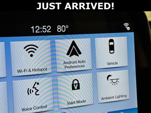 Used 2018 Ford EcoSport Titanium FWD image 22