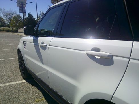 Used 2016 Land Rover Range Rover Sport HSE image 23
