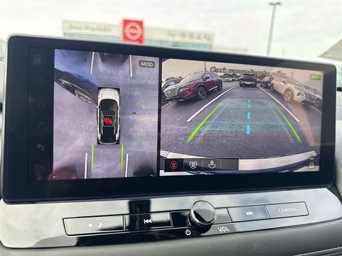 New 2026 Nissan Rogue Platinum w/ Platinum Premium Package image 17