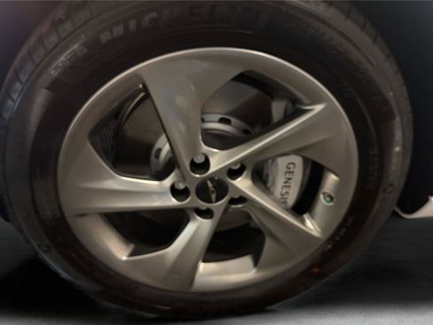 Used 2026 Genesis GV70 2.5T Advanced AWD/4WD image 24