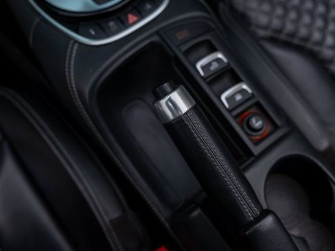 Used 2014 Audi R8 V10 image 27