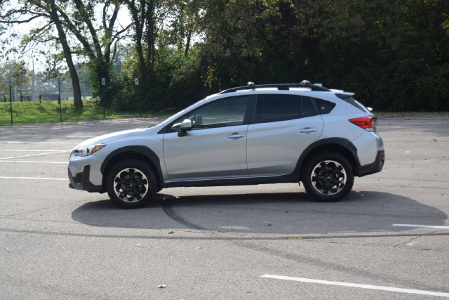 Used 2021 Subaru Crosstrek 2.0i Premium w/ Moonroof Package AWD/4WD image 24