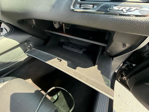 Used 2015 Dodge Challenger SRT Hellcat image 33