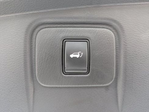 Used 2019 Nissan Murano Platinum w/ Cargo Package AWD/4WD image 13